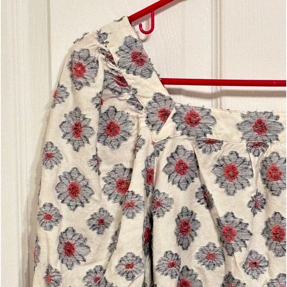 Ann Taylor Factory | Women’s White Blue Floral Oversized Short Sleeve Blouse - Picture 11 of 15